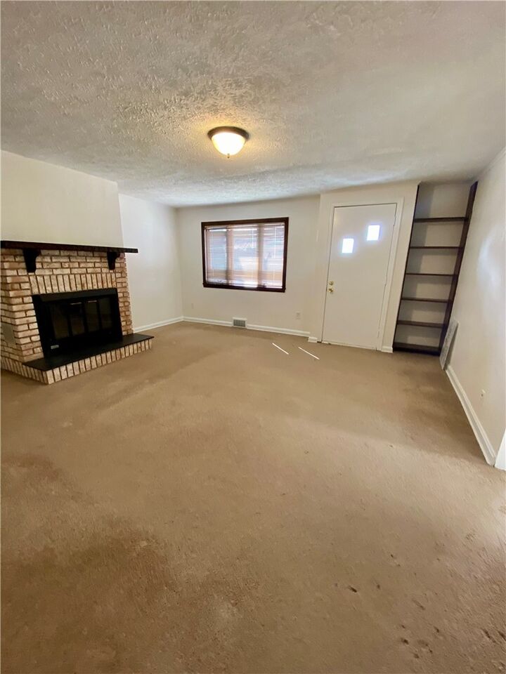 Property Photo:  2119 Swallow Hill Road  PA 15220 