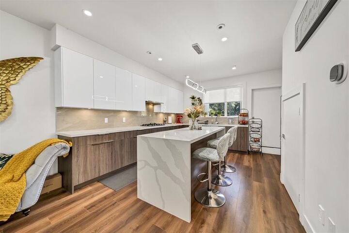 Property Photo:  5858 132 Street 37  BC V3X 1N1 