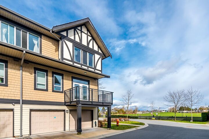 Property Photo: 10388 No. 2 Road 71 BC V7E 0B9