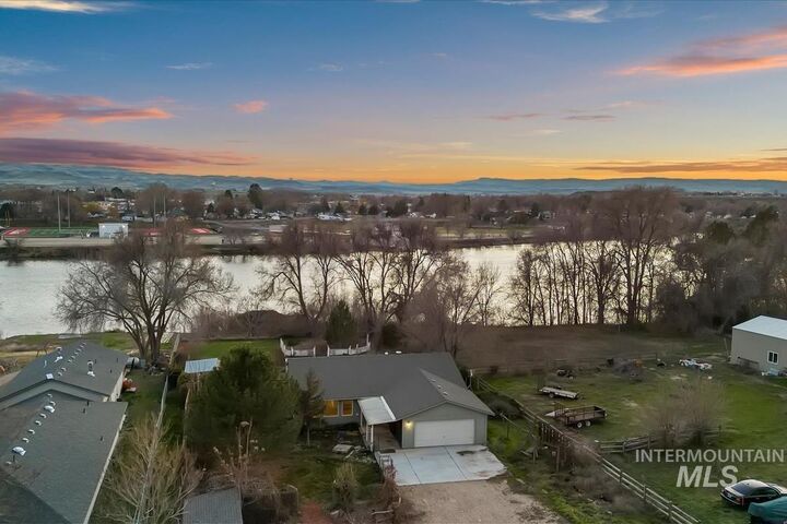 Property Photo:  26757 Morris Pl.  ID 83676 