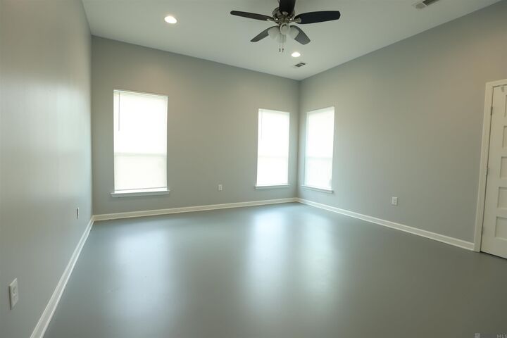 Property Photo: 7951 Nottingham St LA 70807