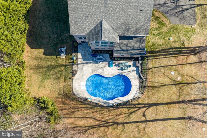 Property Photo: 220 Donovan Lane VA 22556