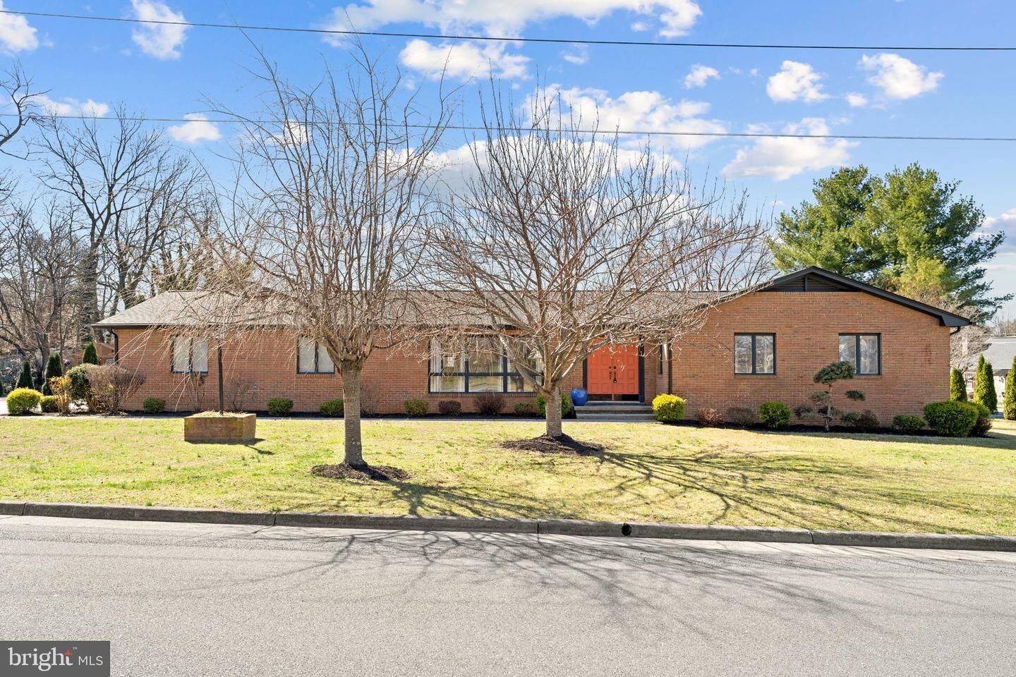 Property Photo: 1317 Caroline Street VA 22601