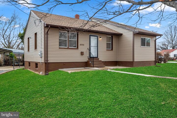 Property Photo:  5025 Addison Road  MD 20743 