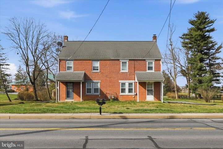 Property Photo:  1630 Lampeter Road  PA 17602 