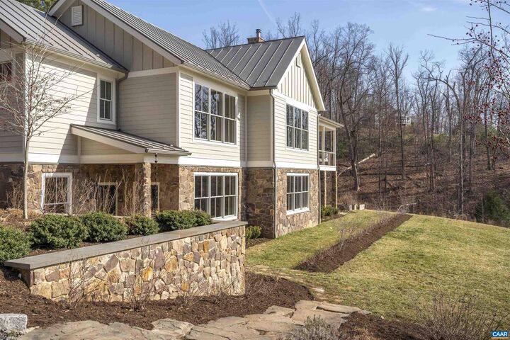 Property Photo:  1400 Bundoran Dr  VA 22959 