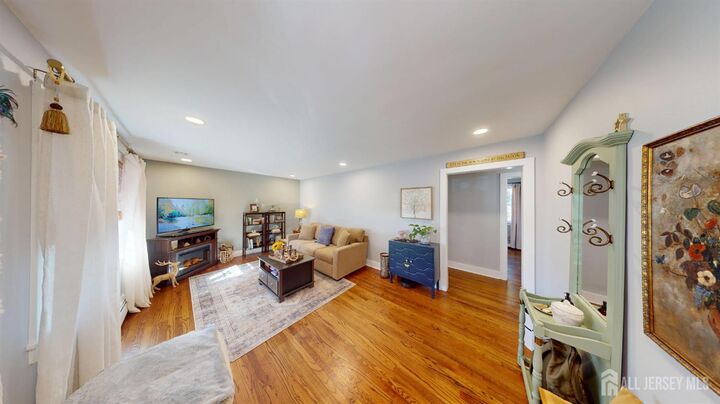 Property Photo:  40 E Sherman Street  NJ 08831 