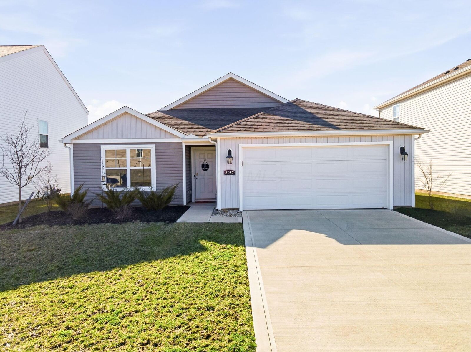 Property Photo: 3057 Lamptonridge Drive OH 43232