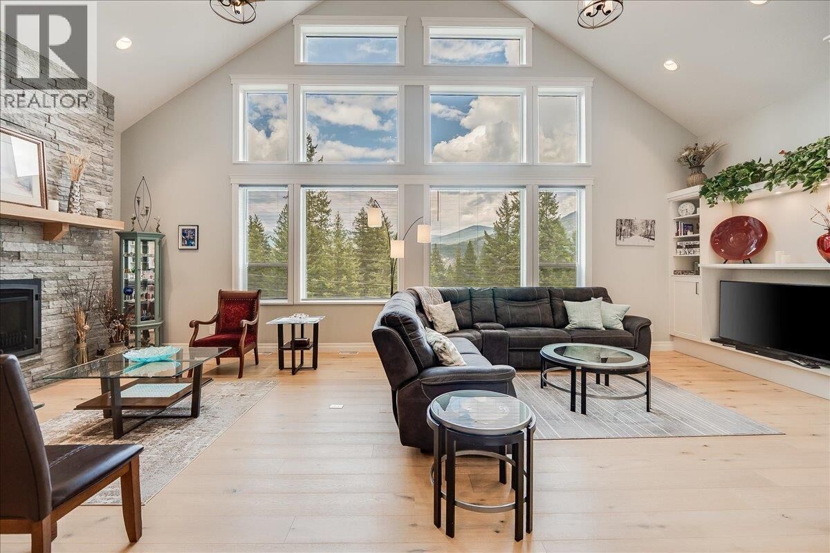 Property Photo: 220 Chase Road BC V0H 1E0
