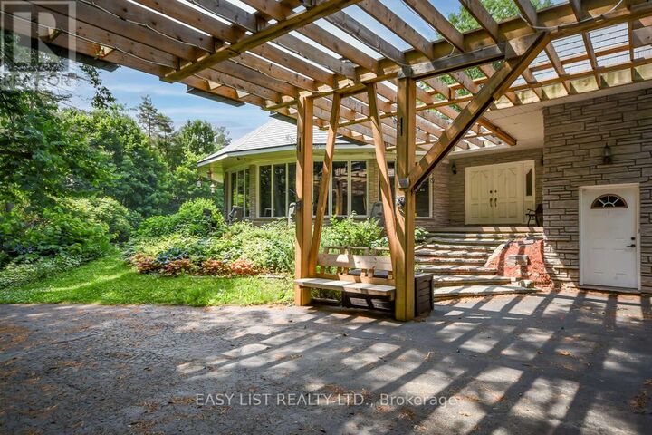 Property Photo: 1826 Canaan Road ON K4C 1J5