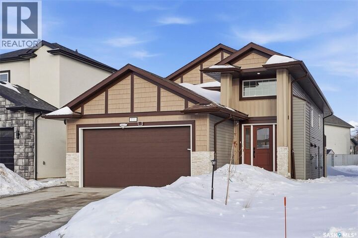 Property Photo:  711 Nightingale Road  SK S7L 6X7 