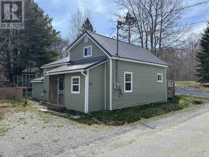 65 Town Lake Road — photo 1