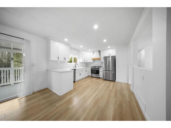 Property Photo: 34467 Immel Street BC V2S 4T6