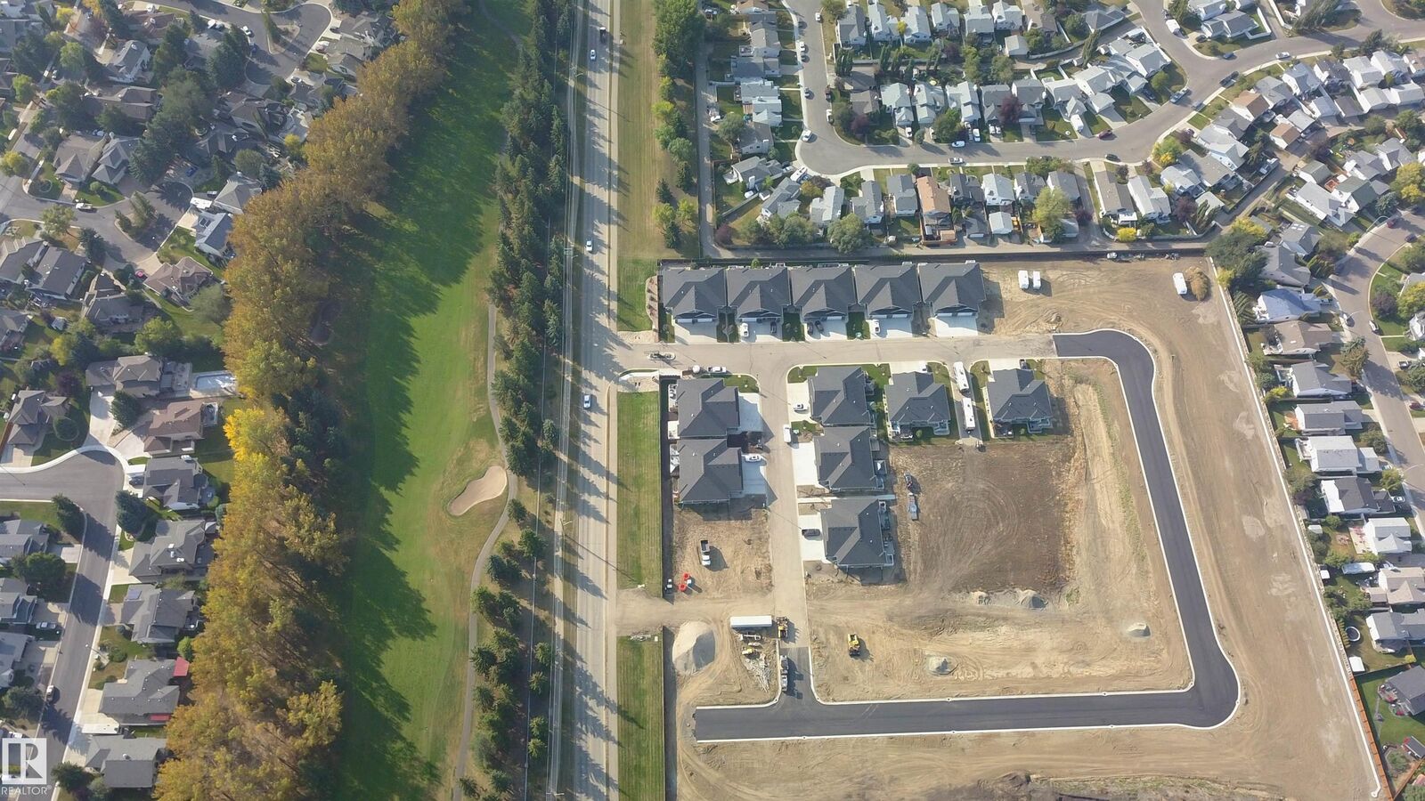 Property Photo: 1005 Calahoo Road 88 AB T7X 2T7