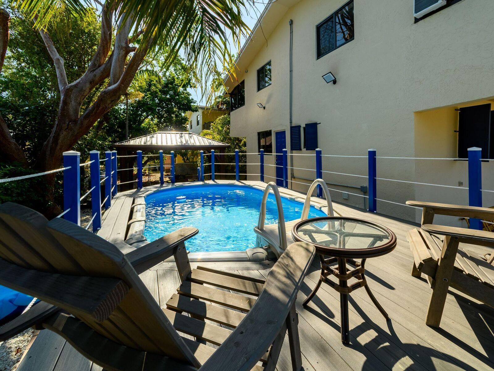 Property Photo:  19 Garden Cove Drive  FL 33037 