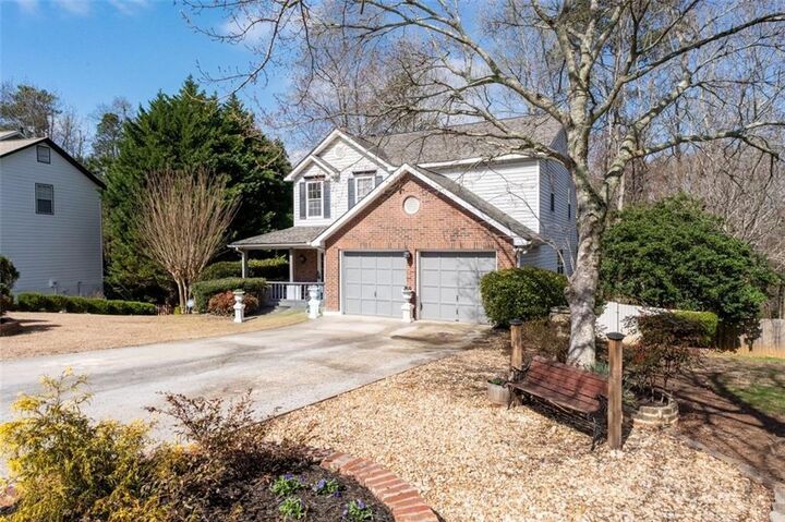 Property Photo:  780 Walnut Creek Drive NW  GA 30047 