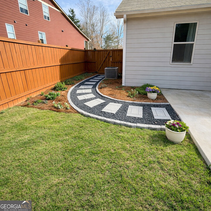 Property Photo:  101 Rolling Hills Place  GA 30114 