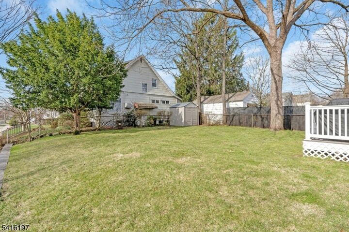 Property Photo:  1 Perry Place  NJ 07081 