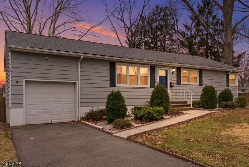 Property Photo:  1110 Elm Ter  NJ 07065 