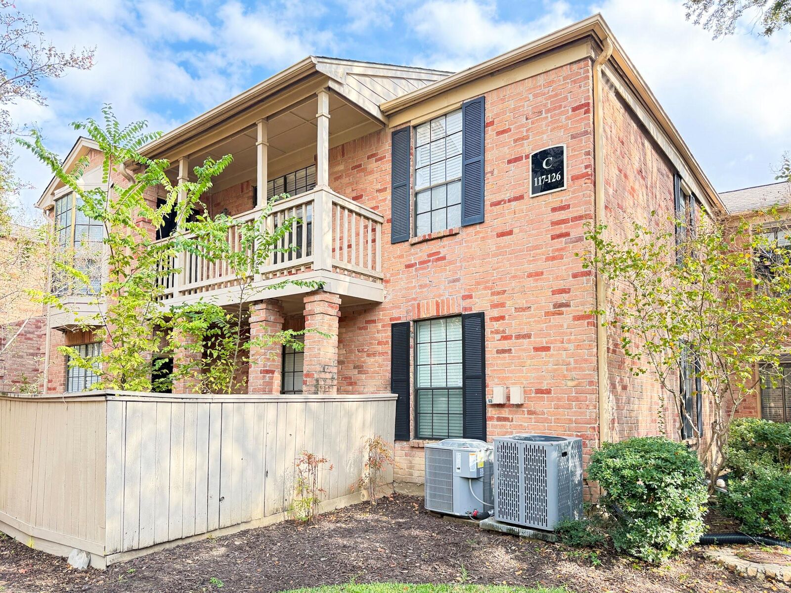 Property Photo: 2255 Braeswood Park Drive 117 TX 77030
