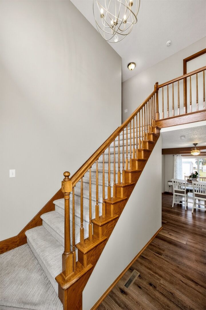 Property Photo: 6837 Mill Pond Drive IA 50322