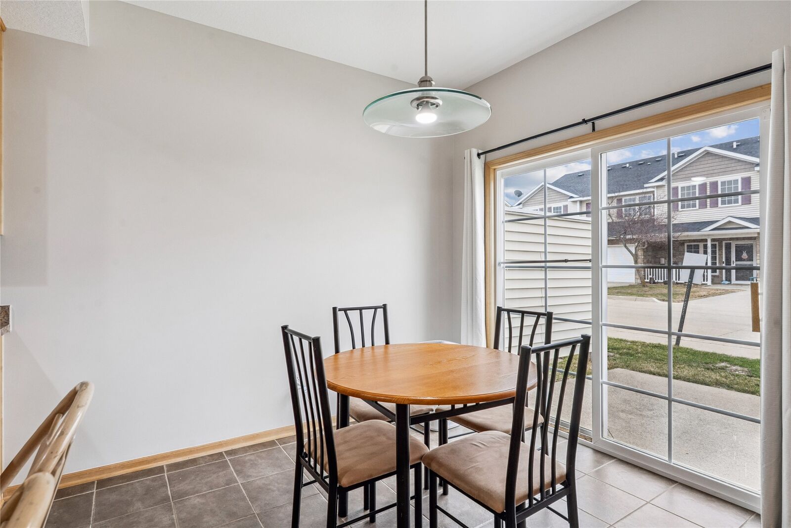 Property Photo:  2151 3rd Avenue SW  IA 50009 