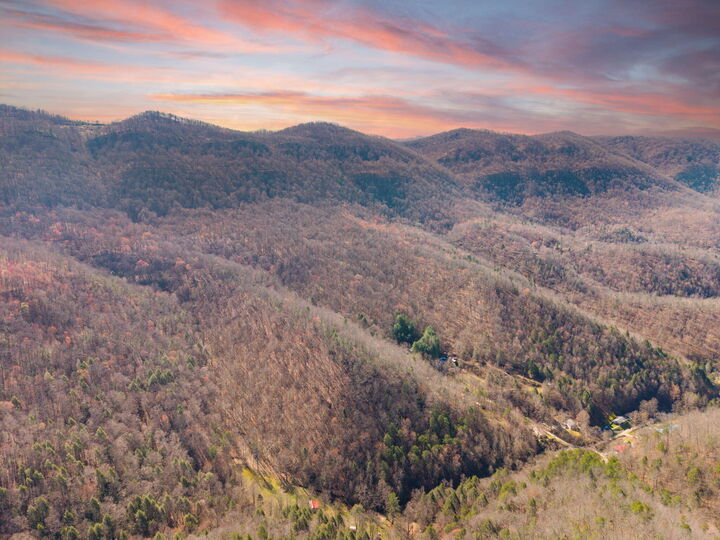 Property Photo: 790 Dinah Blair Hollow Road KY 41858