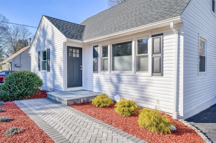 Property Photo:  117 Dutch Street  NY 10548 