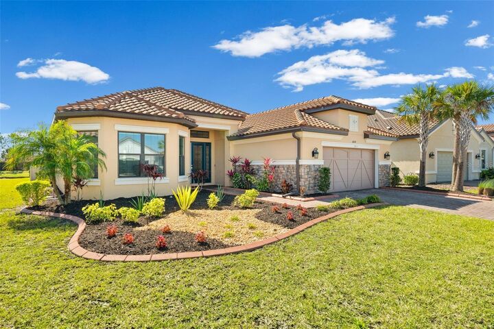 Property Photo:  10604 Wicker Park Place  FL 34221 