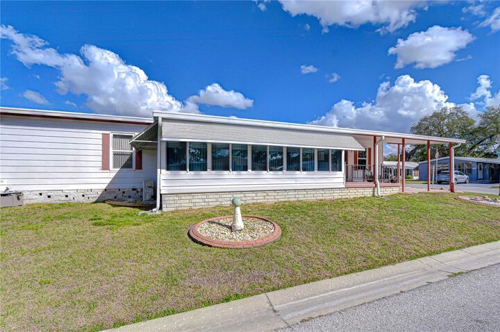 Property Photo: 35909 Bueno Drive FL 33541