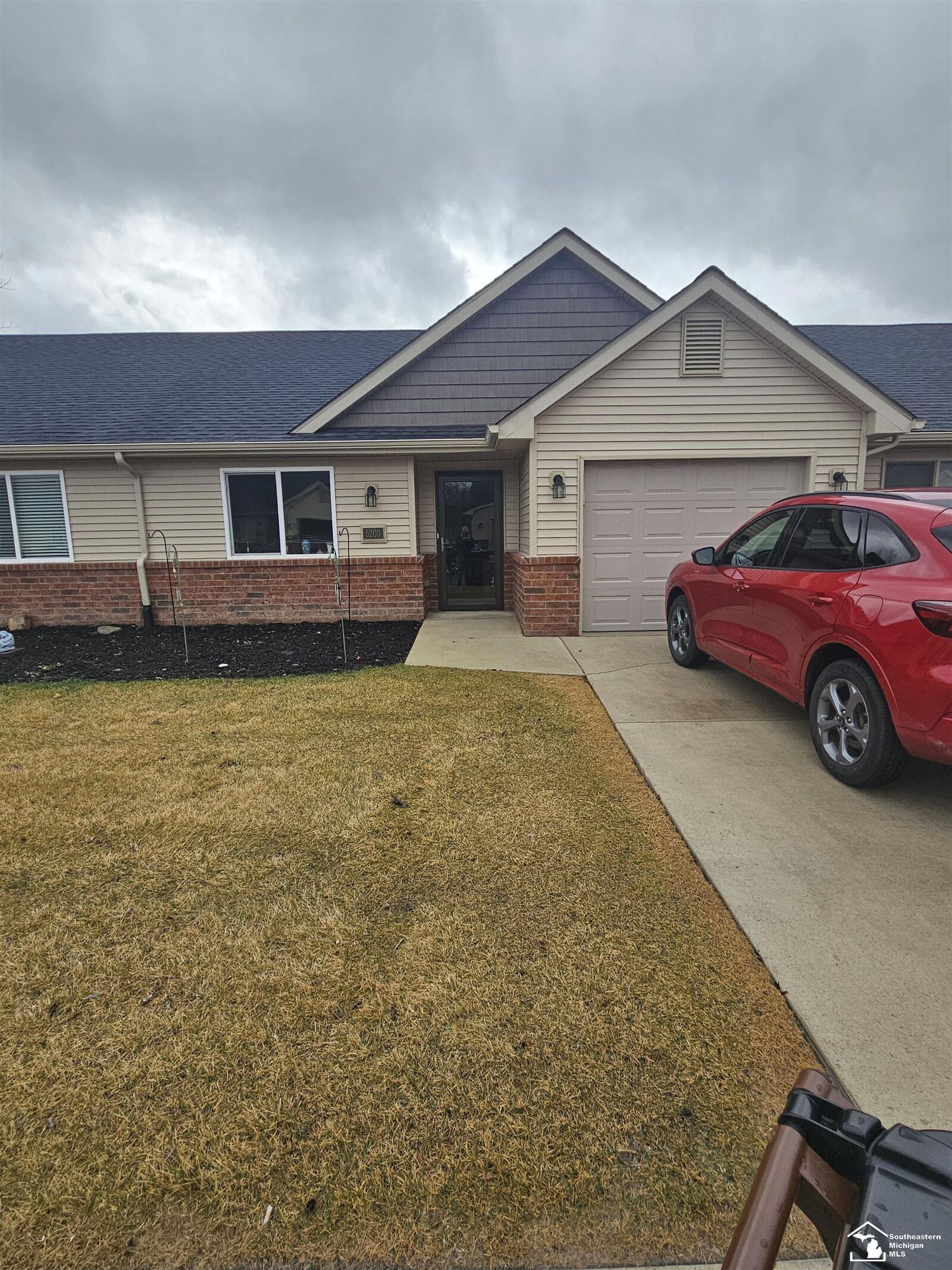 Property Photo:  5203 Volterra Drive 13  MI 48161 