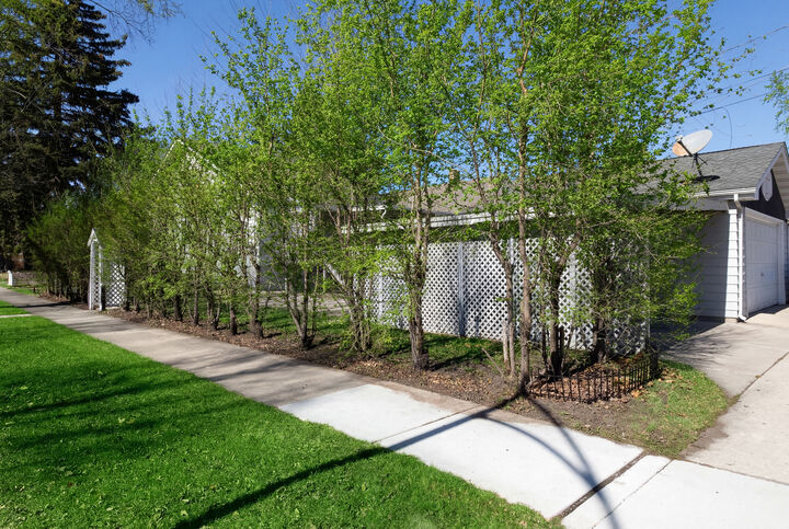 Property Photo: 7001 N Ozark Avenue IL 60631