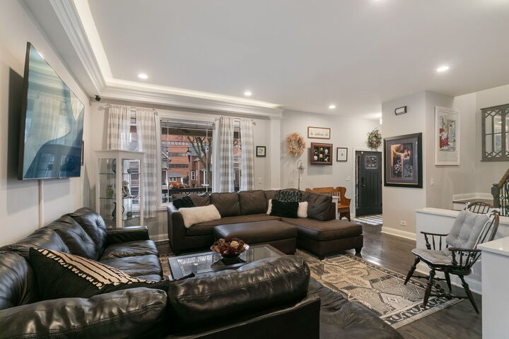 Property Photo:  3239 Wesley Avenue  IL 60402 