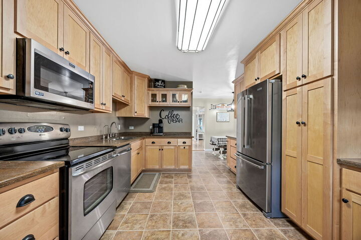 Property Photo:  3560 Bass Court  IL 60450 