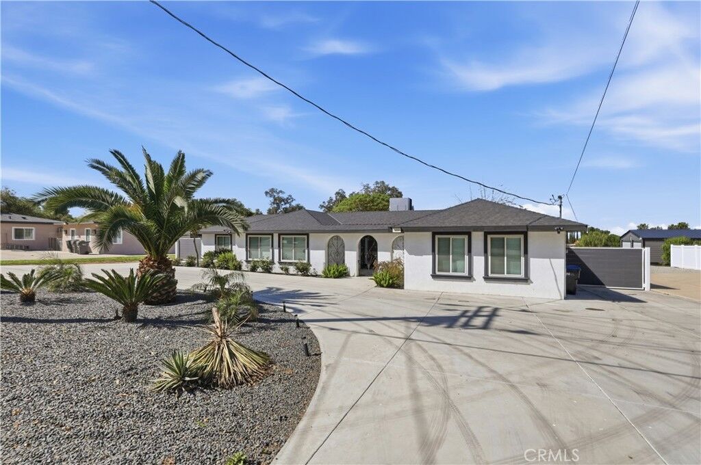 Property Photo:  16091 Gamble  CA 92508 