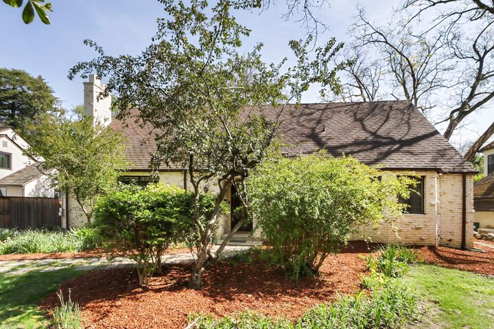 Property Photo:  53 College Park  CA 95616 