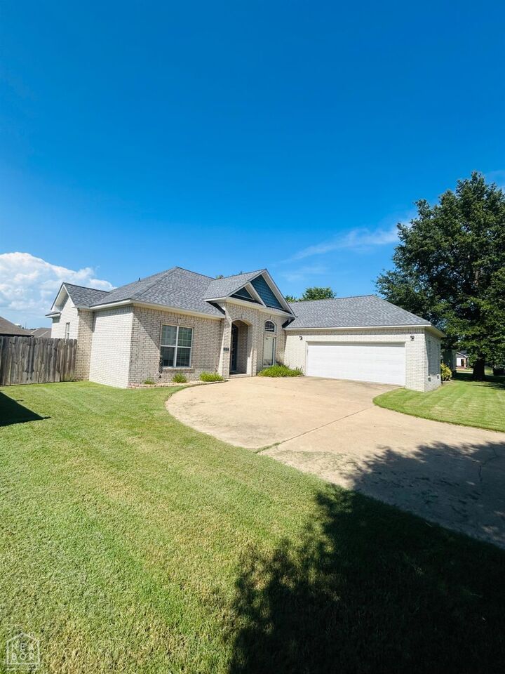 Property Photo:  626 Leah  AR 72442 