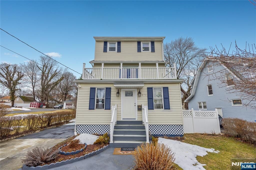Property Photo:  271 Forest Avenue  NJ 07631 