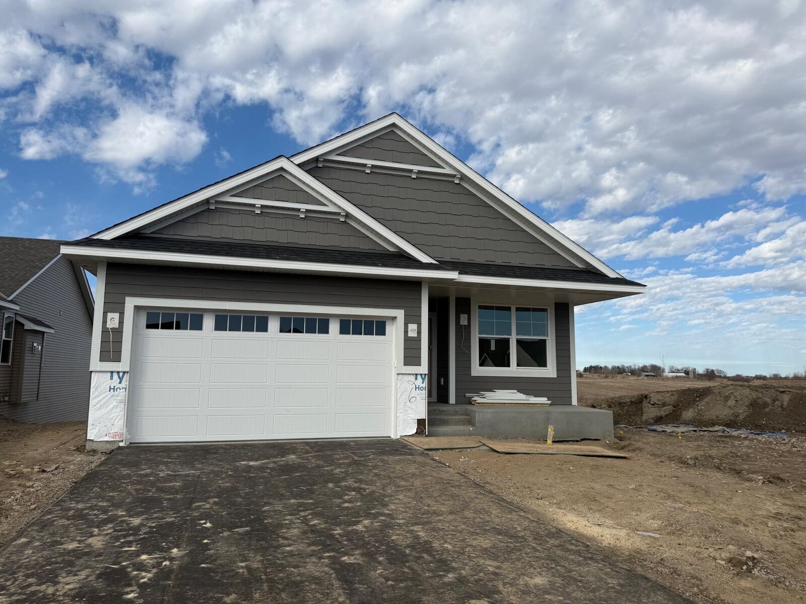 Property Photo:  10226 74th Street NE  MN 55301 