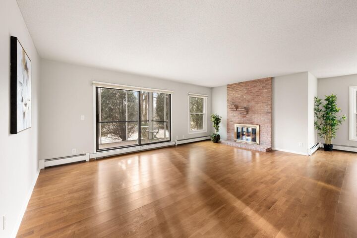 Property Photo:  3030 Saint Albans Mill Road 115  MN 55305 