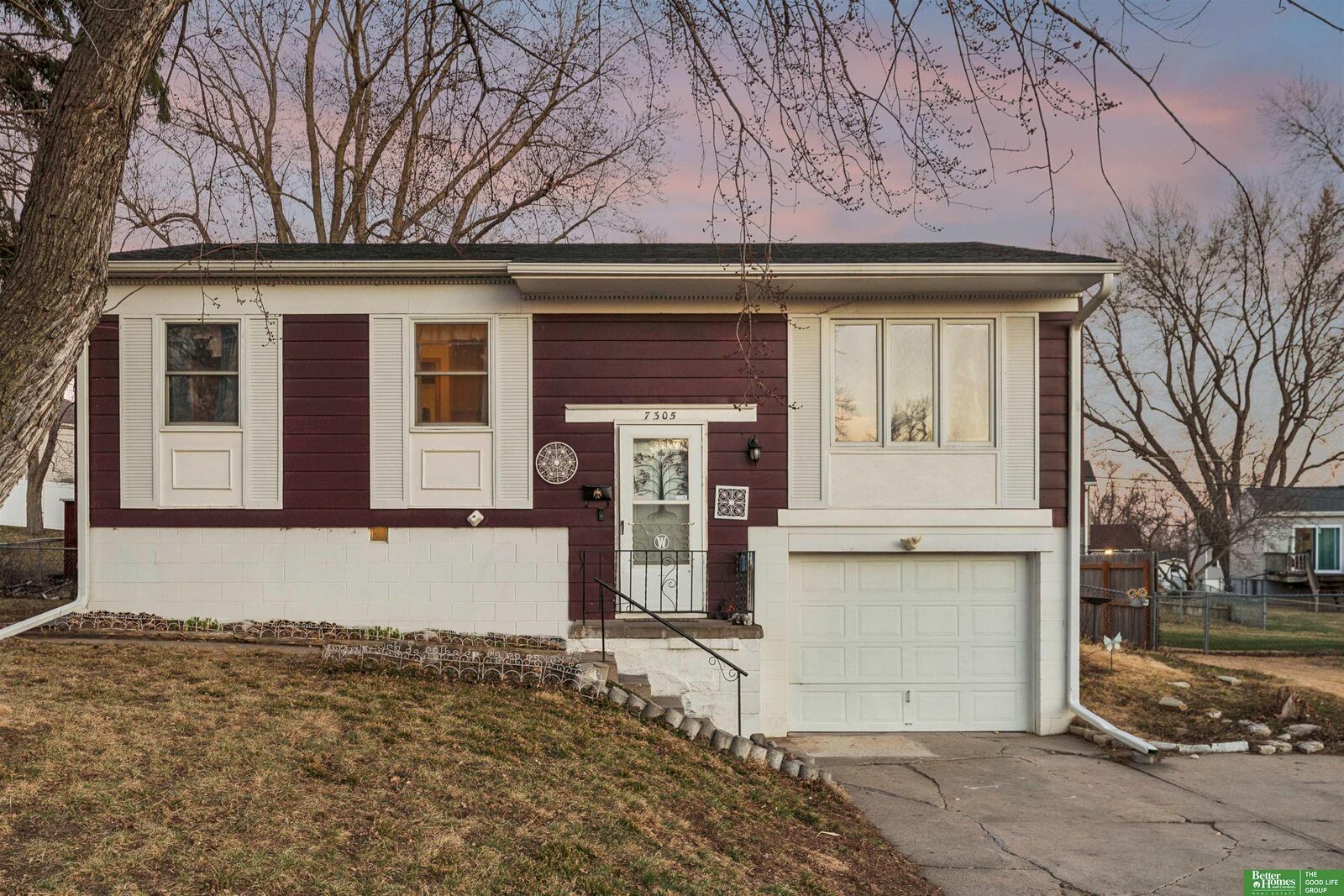 Property Photo: 7305 S 78 Street NE 68128