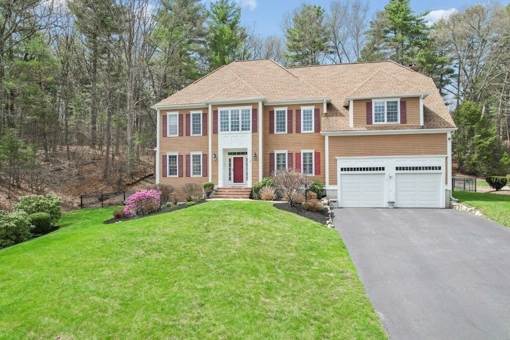 Property Photo: 7 Grindstone Ct MA 01581