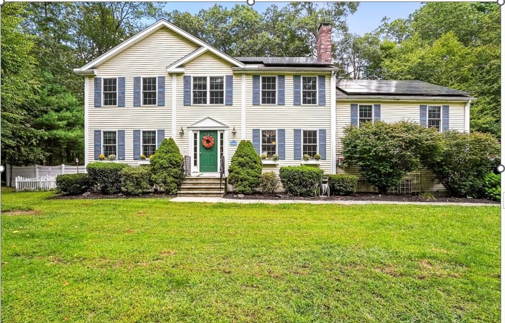 Property Photo:  78 Milford St  MA 01568 