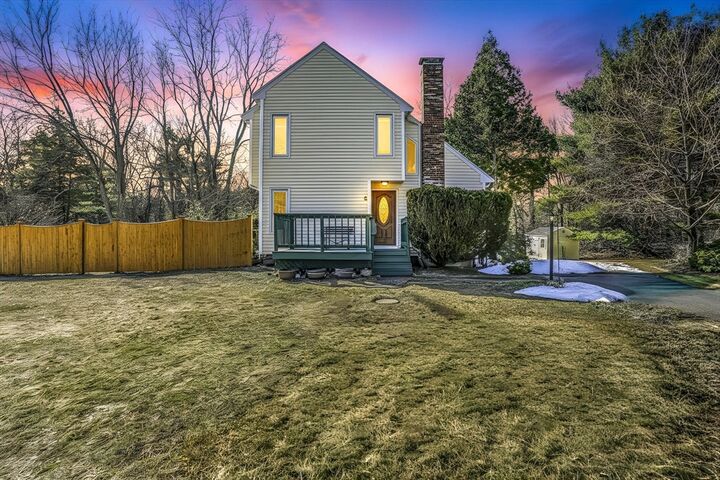 Property Photo:  5 Victory Ln  MA 01748 