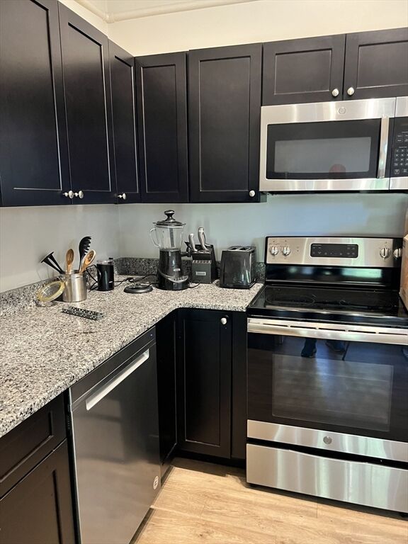 Property Photo:  54 Longmeadow Rd 5  MA 02780 