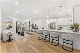 Property Photo:  272 Lincoln St 102  MA 01752 