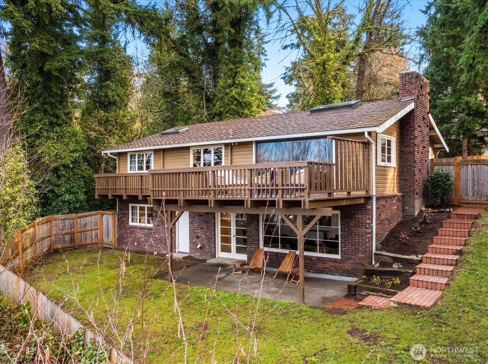 Property Photo:  11224 SE 76th Street  WA 98056 