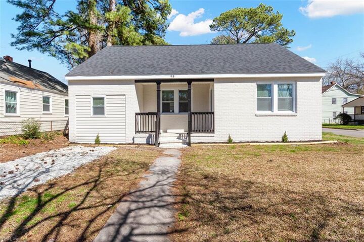 Property Photo:  98 Nicholson St  VA 23702 