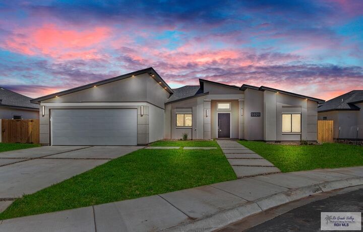 Property Photo: 5929 Willow Palm Court TX 78526