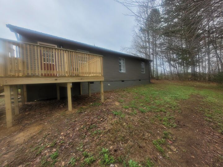 Property Photo:  106 Athens Road  TN 37325 